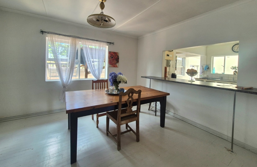 4 Bedroom Property for Sale in Twee Rivieren Western Cape